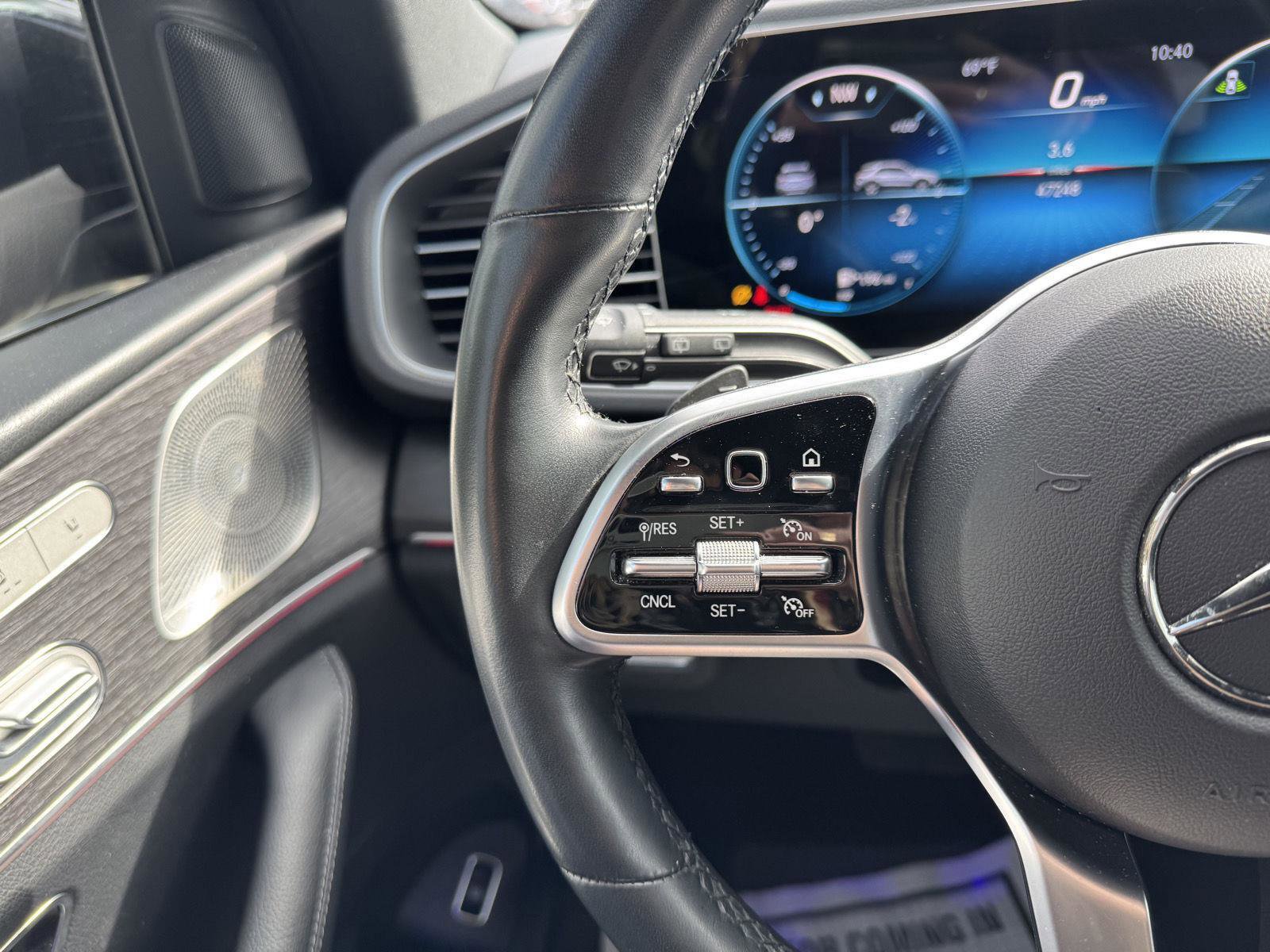 Certified 2022 Mercedes-Benz GLE 350 4MATIC w/ AMG Line Exterior image 10