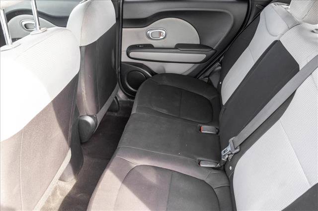 Used 2017 Kia Soul image 23