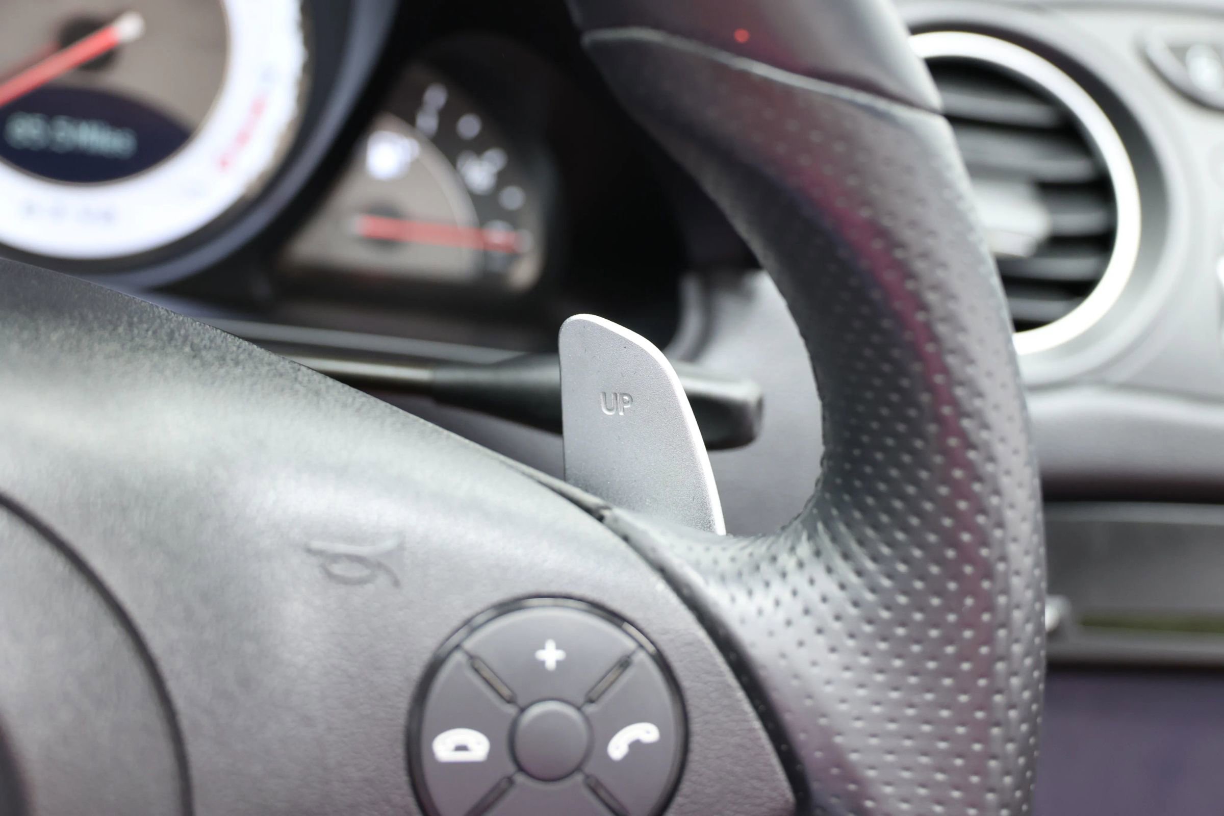 Used 2012 Mercedes-Benz SL 63 AMG image 26