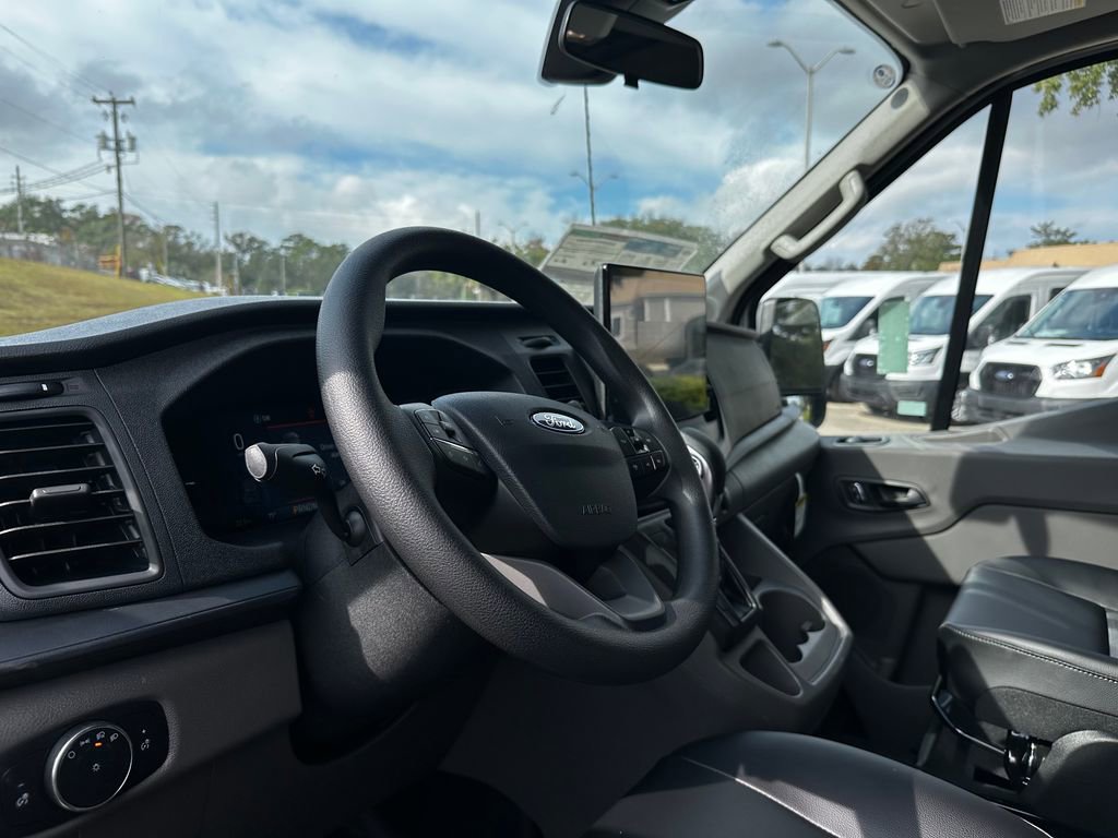 New 2026 Ford Transit 250 148 Medium Roof w/ Load Area Protection Package image 44