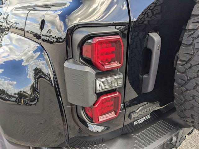 Used 2025 Ford Bronco Raptor image 13