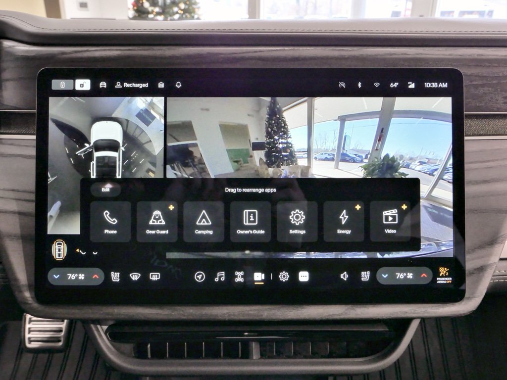 Used 2022 Rivian R1T Adventure image 12