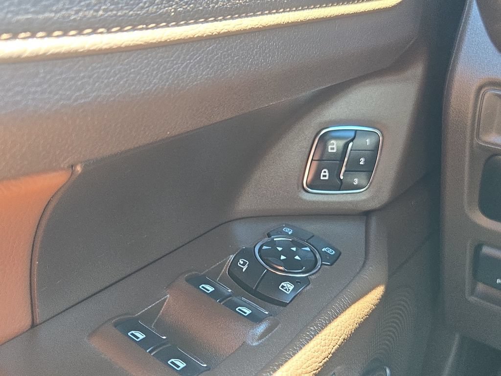 Used 2023 Ford Expedition King Ranch AWD/4WD image 26