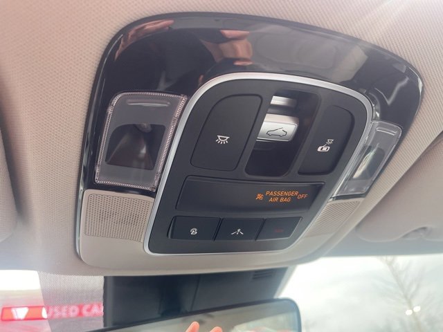 Used 2020 Hyundai Sonata Limited image 16