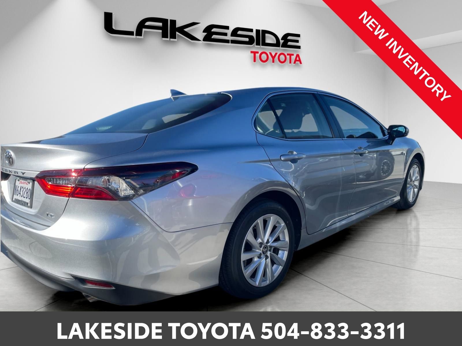 Used 2024 Toyota Camry LE image 6