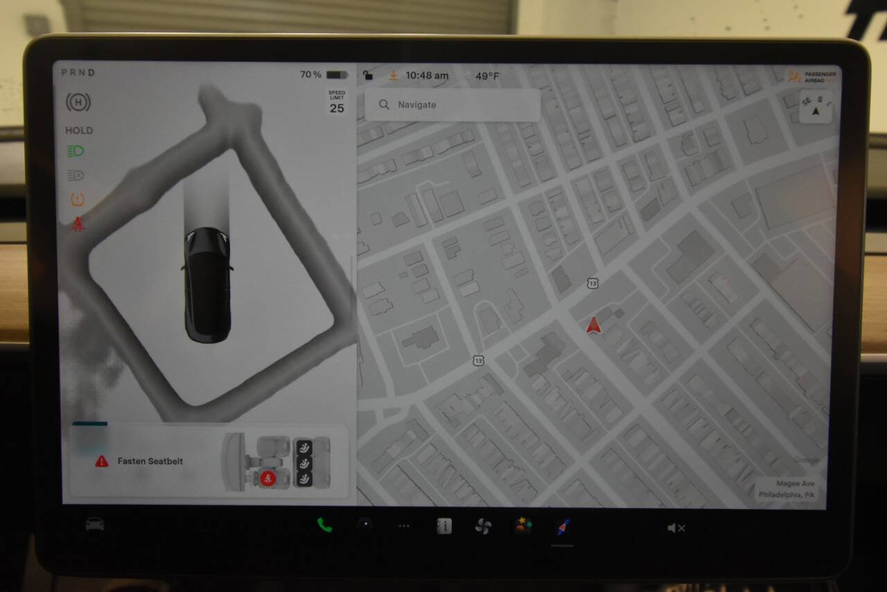 Used 2023 Tesla Model 3 Standard Range image 36