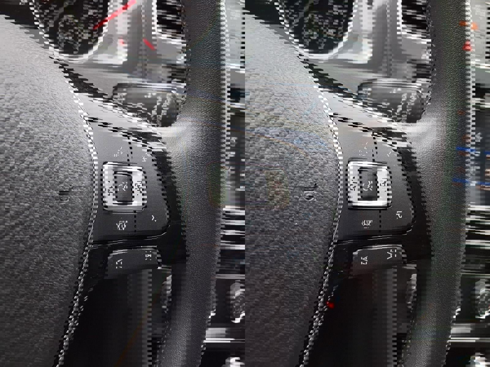 Used 2020 Volkswagen Golf 4-Door image 14