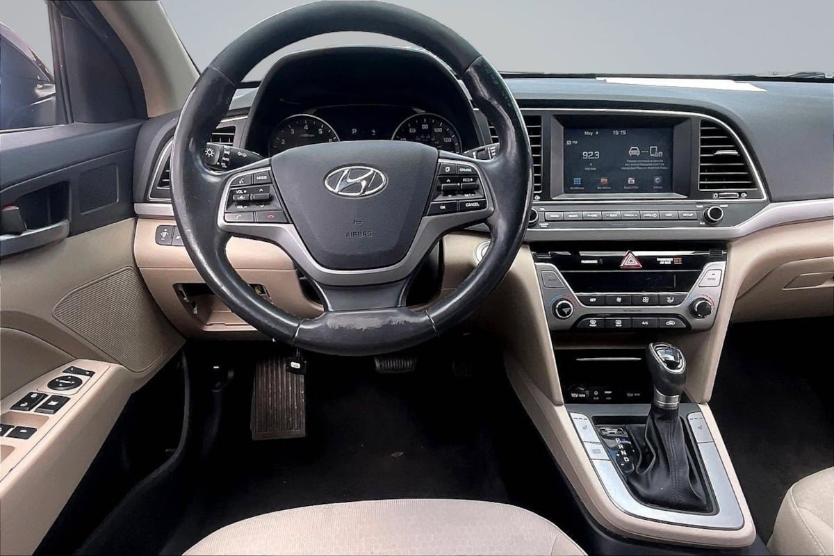 Used 2018 Hyundai Elantra Value Edition FWD image 5