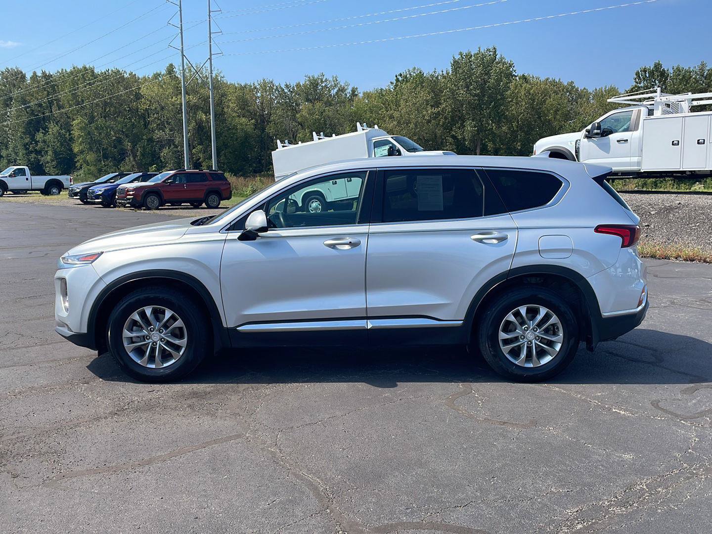 Used 2019 Hyundai Santa Fe SEL AWD/4WD image 2