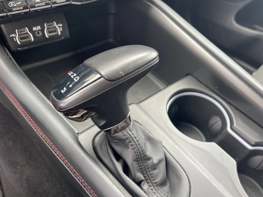 Used 2025 Dodge Durango GT AWD/4WD image 15