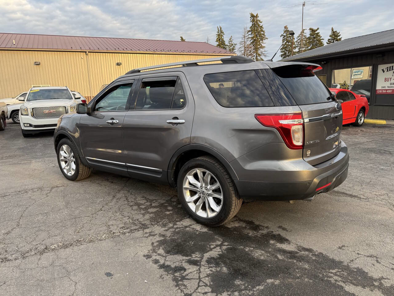 Used 2011 Ford Explorer Limited w/ 302A Rapid Spec Order Code image 3