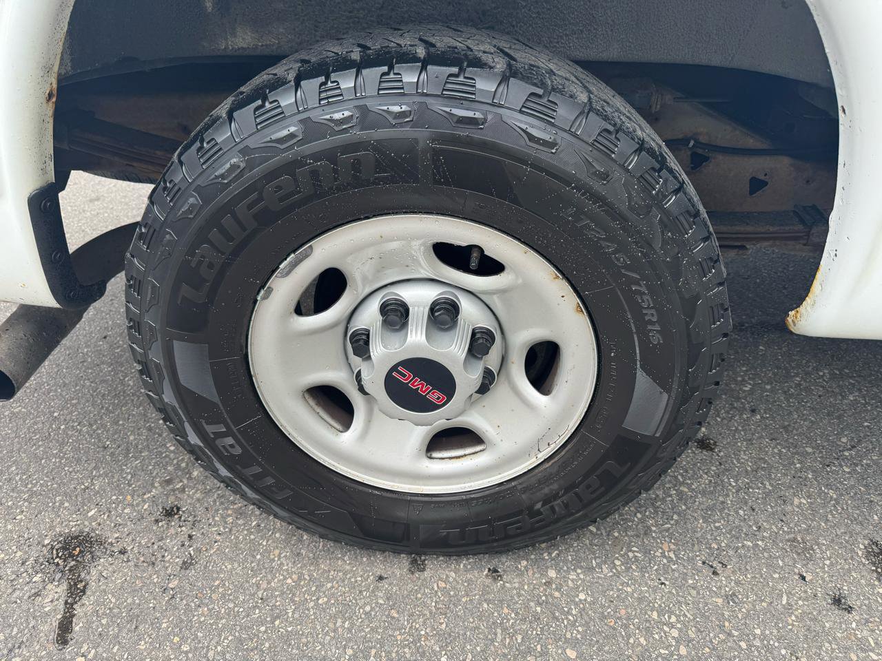 Used 2018 GMC Savana 2500 RWD image 26