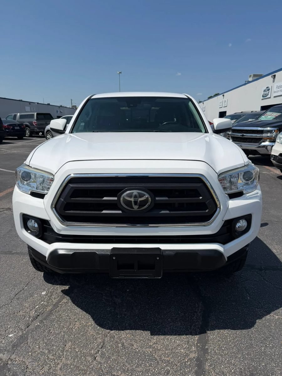 Used 2021 Toyota Tacoma SR5 w/ SR5 Appearance Package (SM) RWD image 8