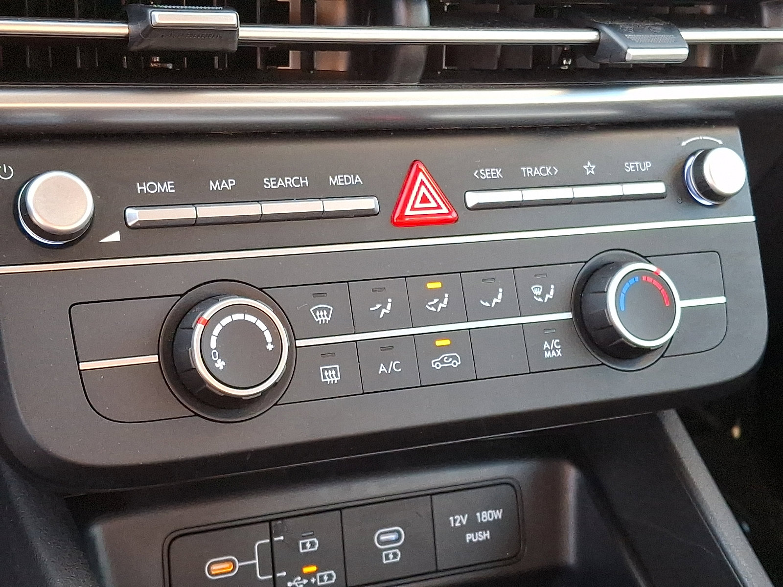 Used 2026 Hyundai Tucson SE FWD image 18