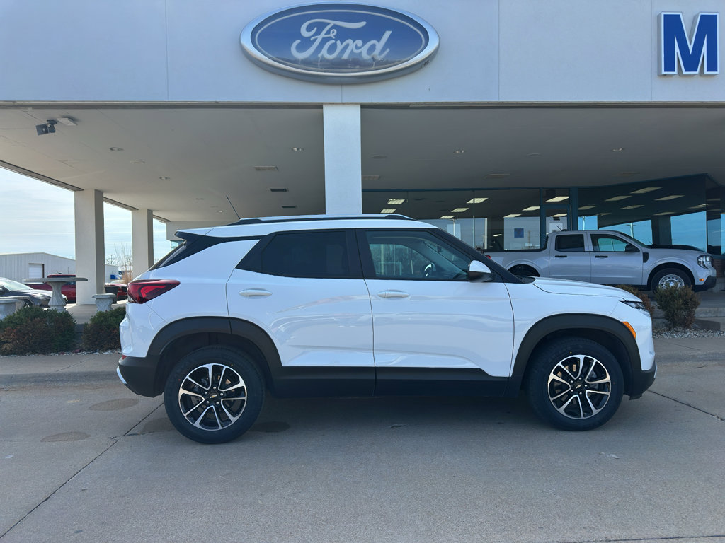 Used 2025 Chevrolet TrailBlazer LT image 7