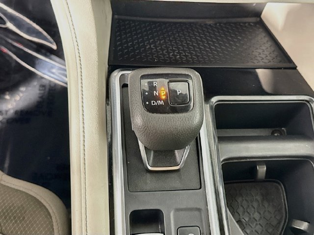 Used 2024 Nissan Pathfinder SV FWD image 19