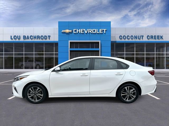 Used 2024 Kia Forte LXS FWD image 5