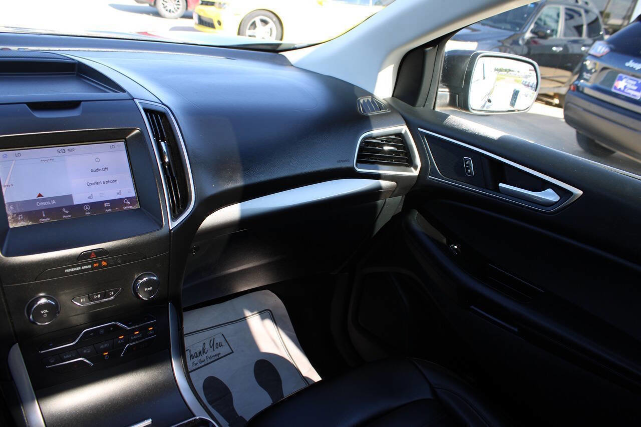Used 2020 Ford Edge SEL w/ Convenience Package FWD image 18
