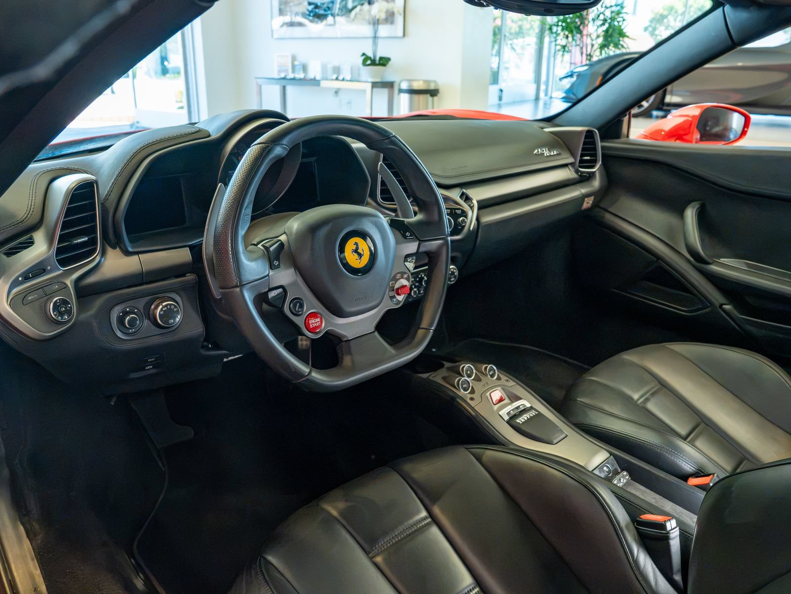 Used 2010 Ferrari 458 Italia Coupe RWD image 9