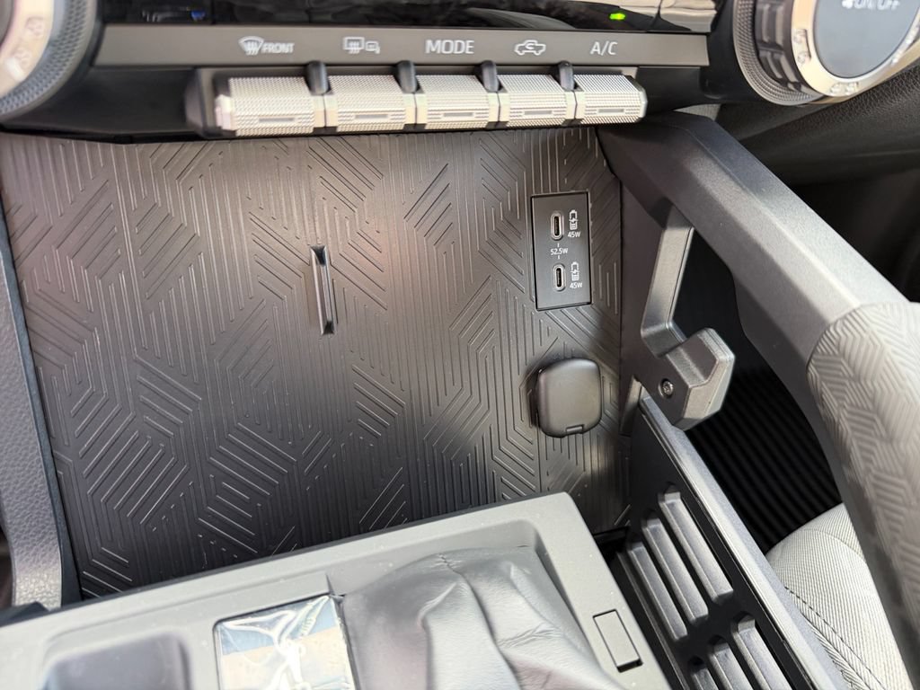 Certified 2026 Toyota Tacoma SR5 AWD/4WD image 27