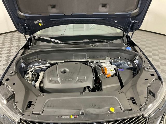 New 2026 Volvo XC90 T8 Plus image 40