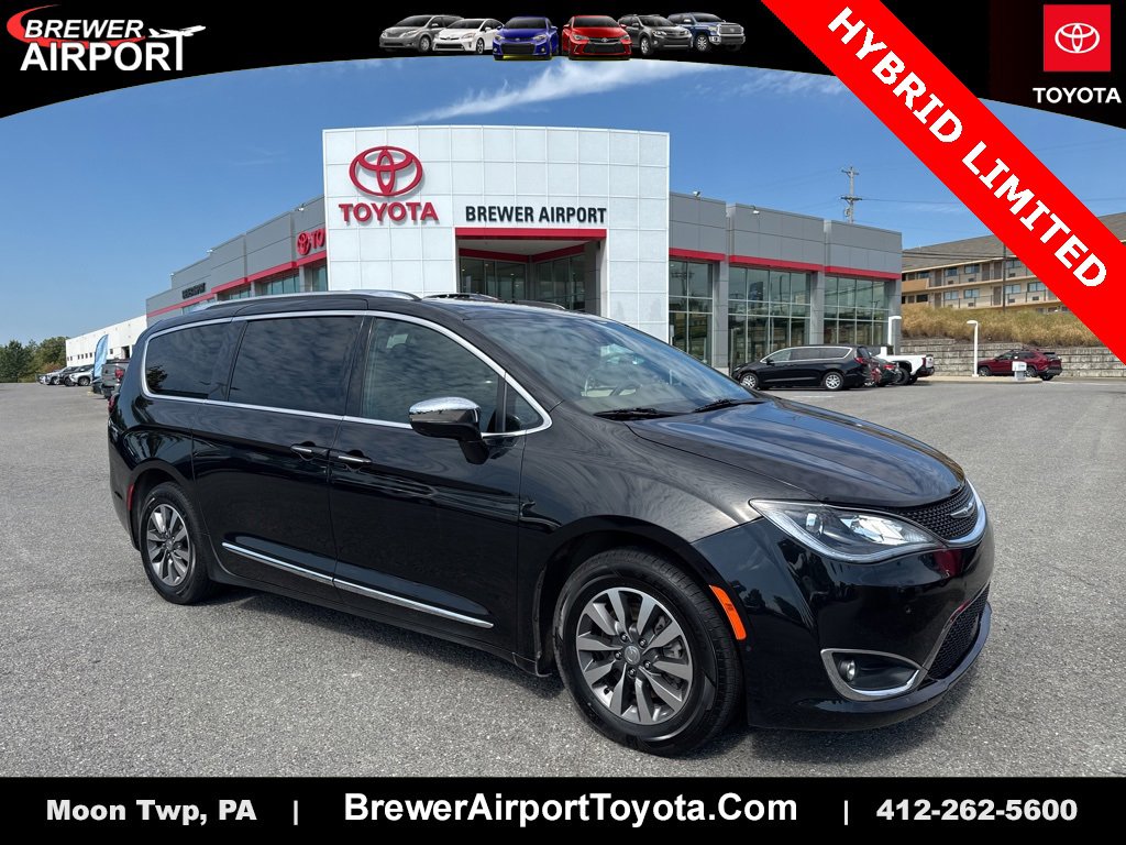 Used 2020 Chrysler Pacifica Limited w/ Advanced Safetytec Group