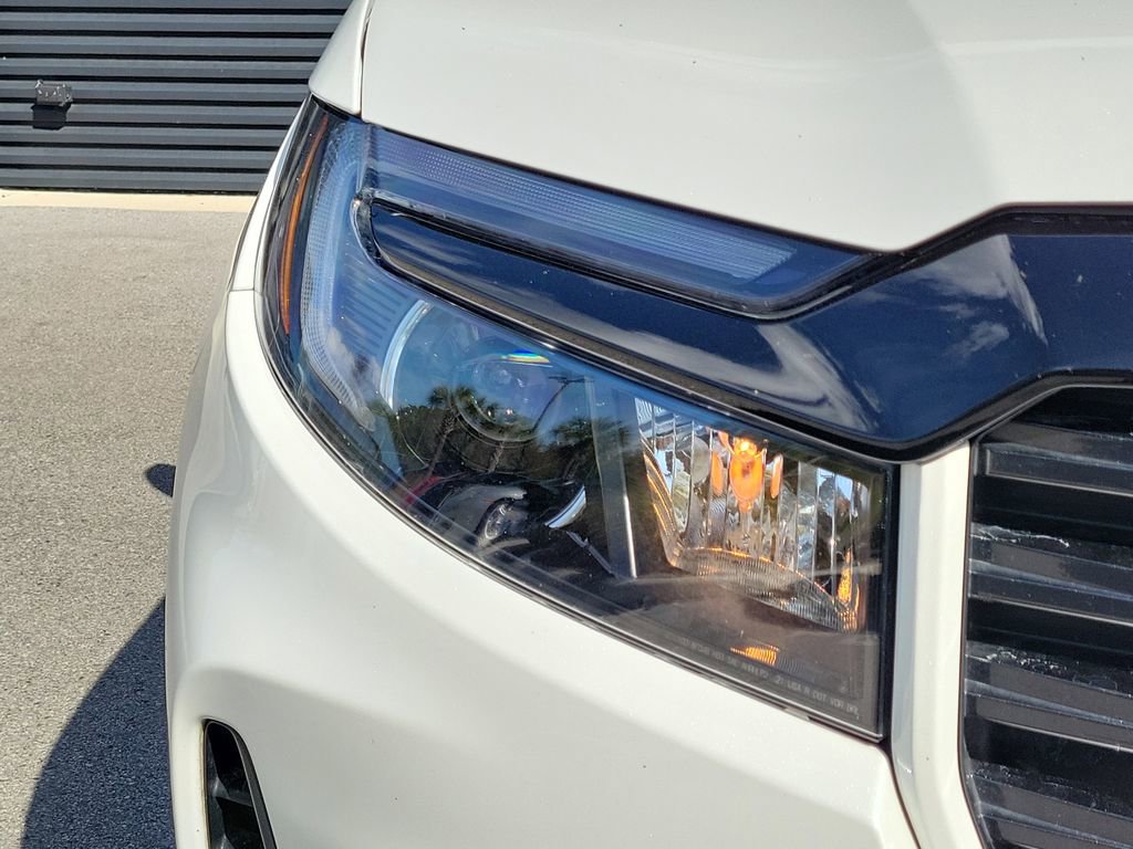 Used 2022 Honda Ridgeline Sport image 15