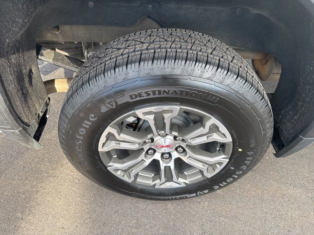 Used 2025 GMC Sierra 1500 SLT image 12