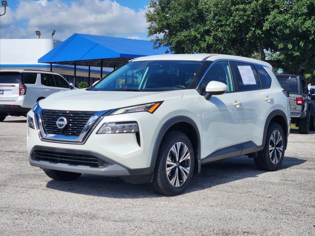 Used 2023 Nissan Rogue SV FWD image 3
