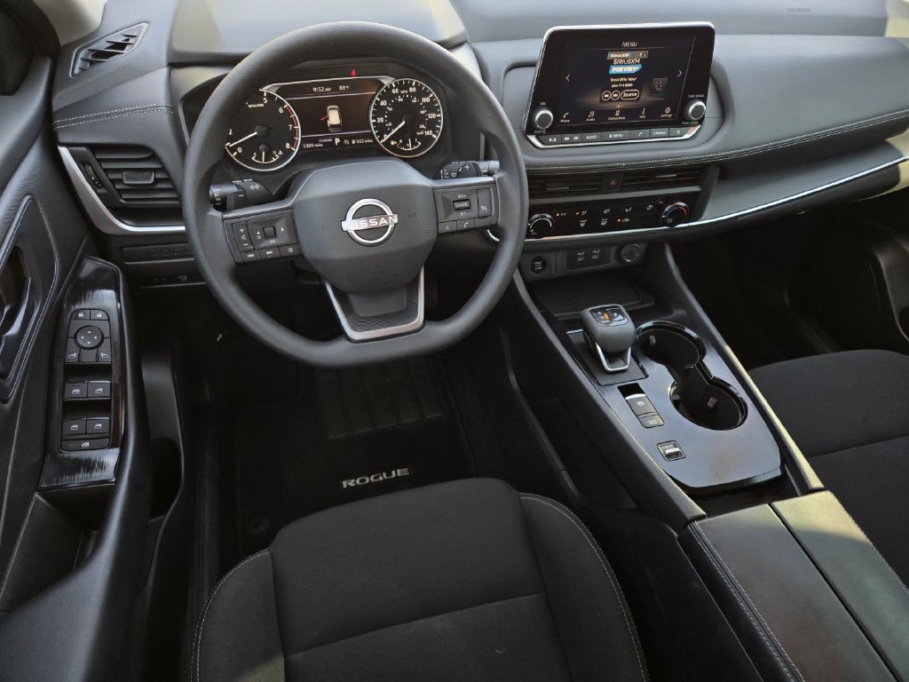 Certified 2025 Nissan Rogue S FWD image 16