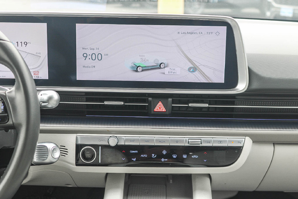 Used 2023 Hyundai Ioniq 6 SEL RWD image 16