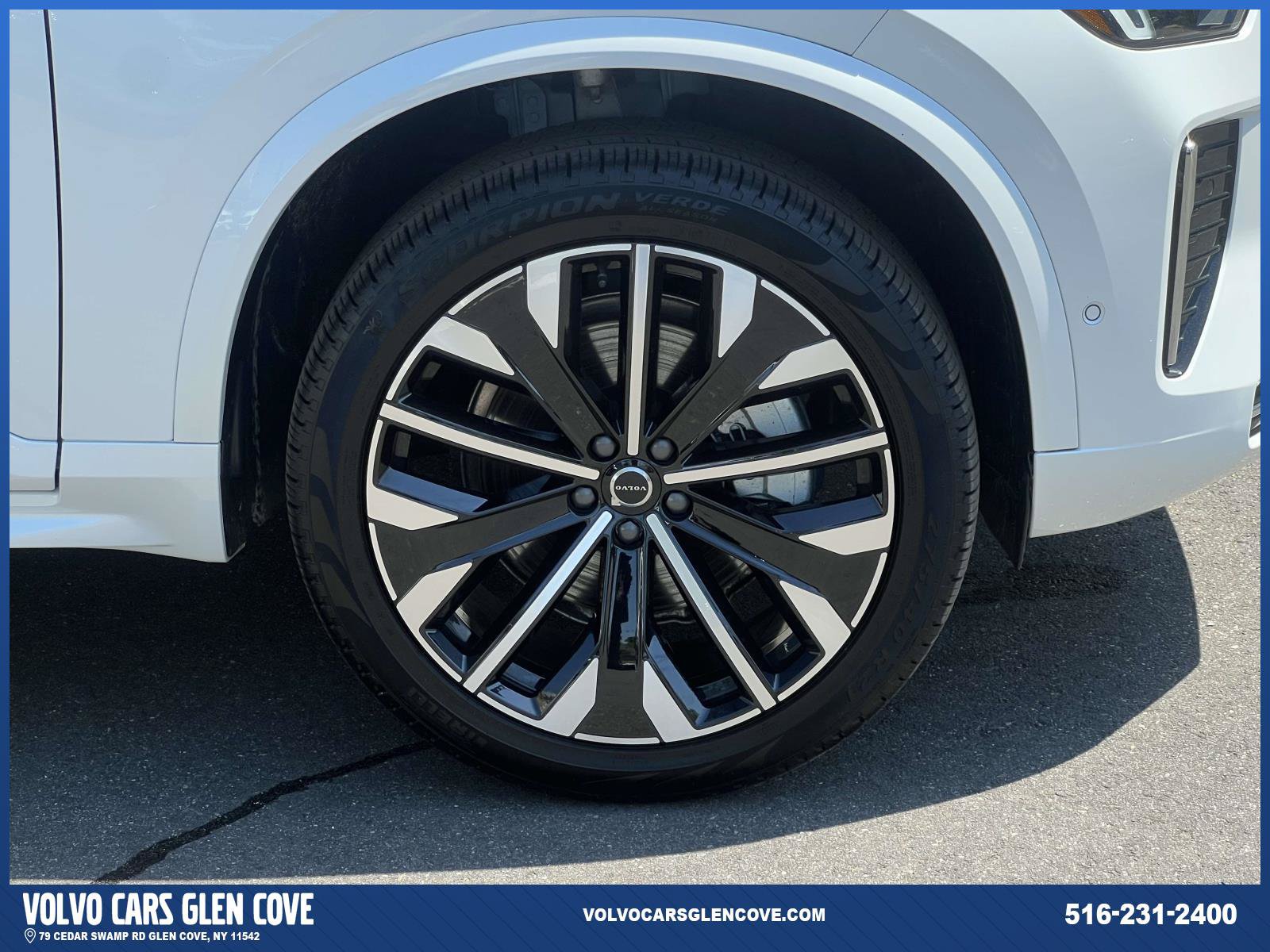Used 2026 Volvo XC90 B6 Plus w/ Protection Package Premier AWD/4WD image 6