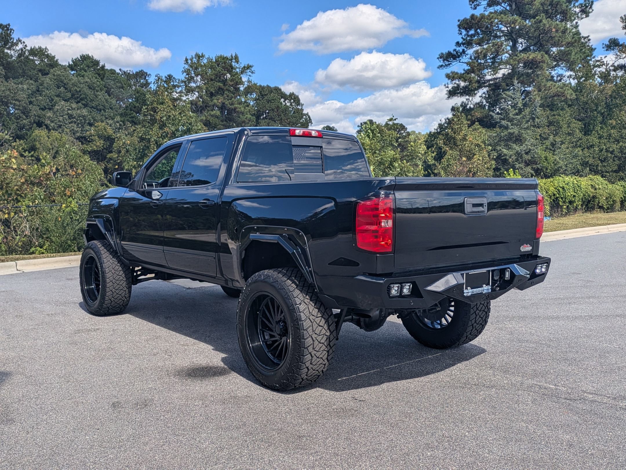 Used 2018 Chevrolet Silverado 1500 LT w/ All Star Edition image 7