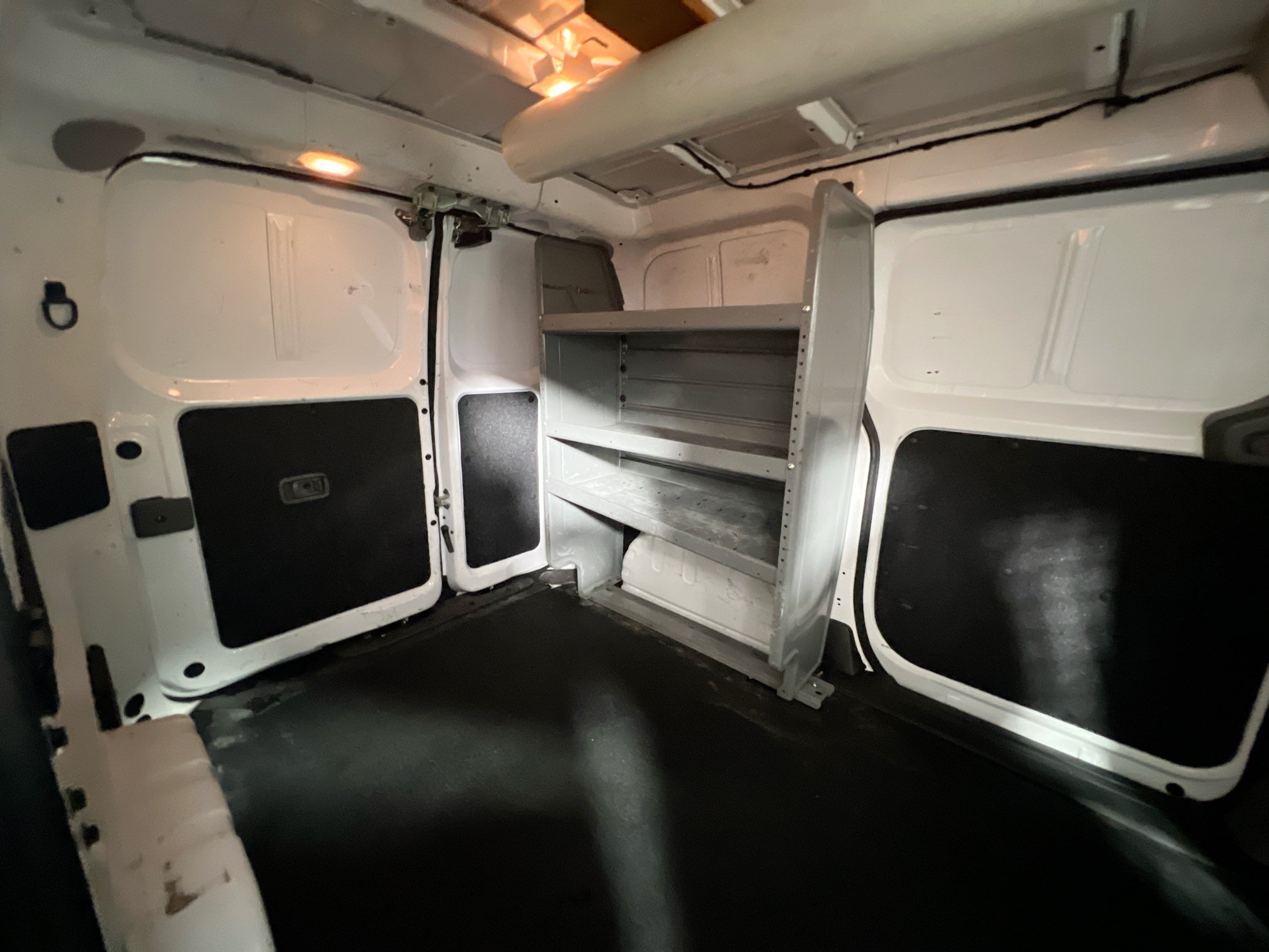 Used 2021 Nissan NV200 S FWD image 31