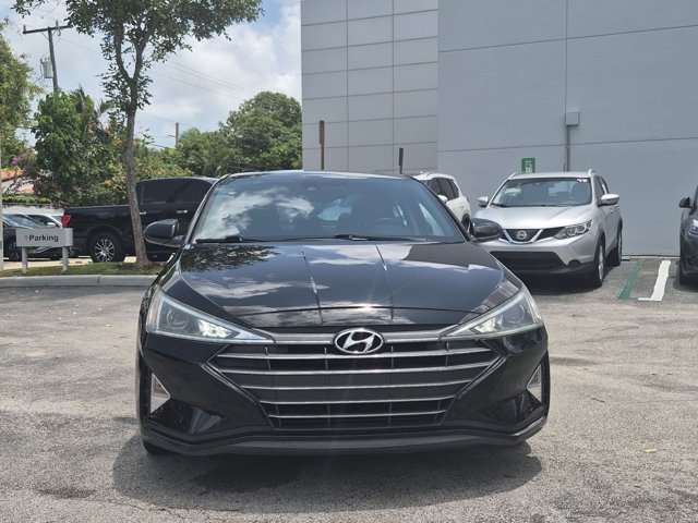 Used 2020 Hyundai Elantra Value Edition FWD image 2