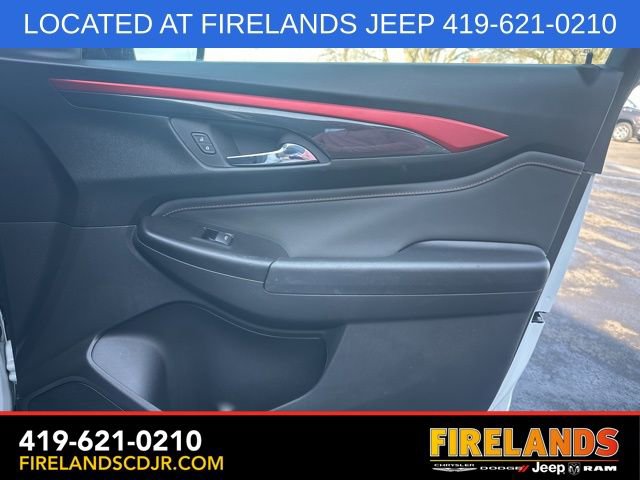 Used 2024 Chevrolet TrailBlazer RS w/ Driver Confidence Package image 17