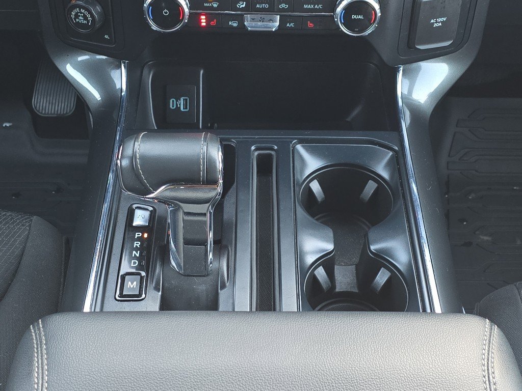 Certified 2022 Ford F150 XLT w/ Equipment Group 302A High image 24