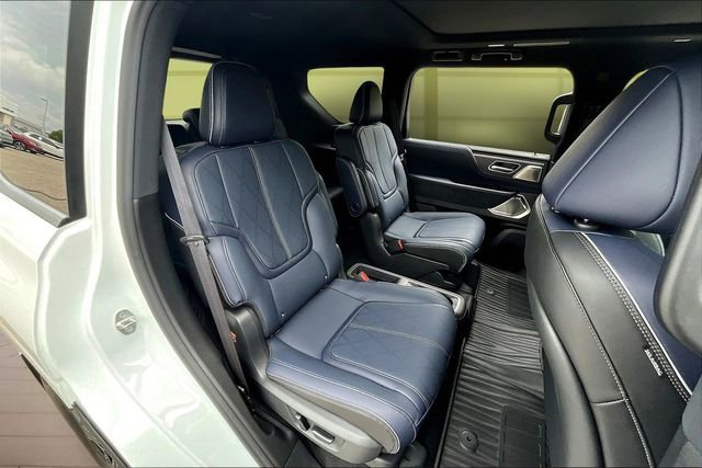 New 2026 INFINITI QX80 4WD image 27