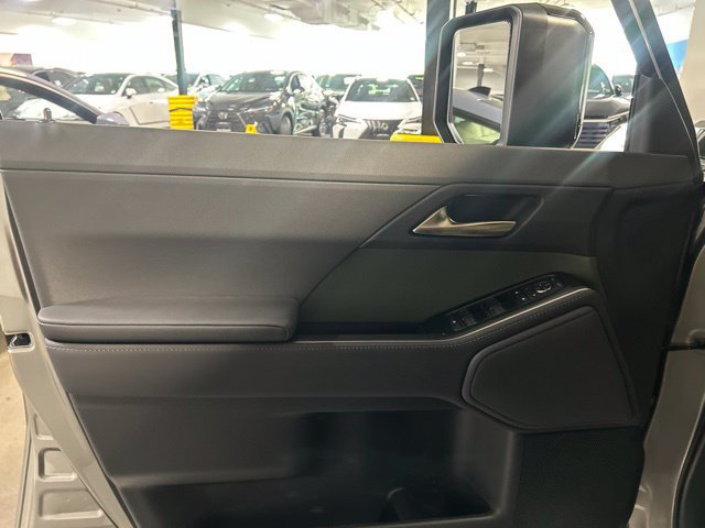 Used 2026 Lexus GX 550 AWD/4WD image 13
