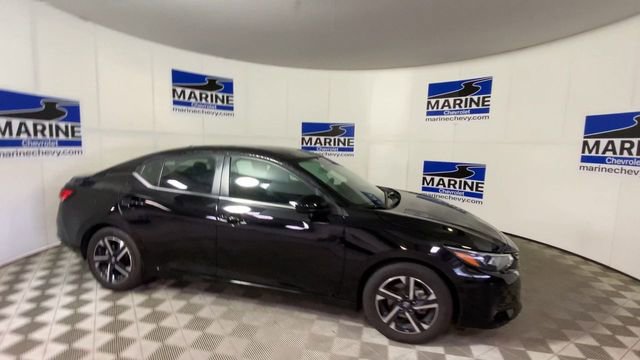 Used 2024 Nissan Sentra SV FWD image 3