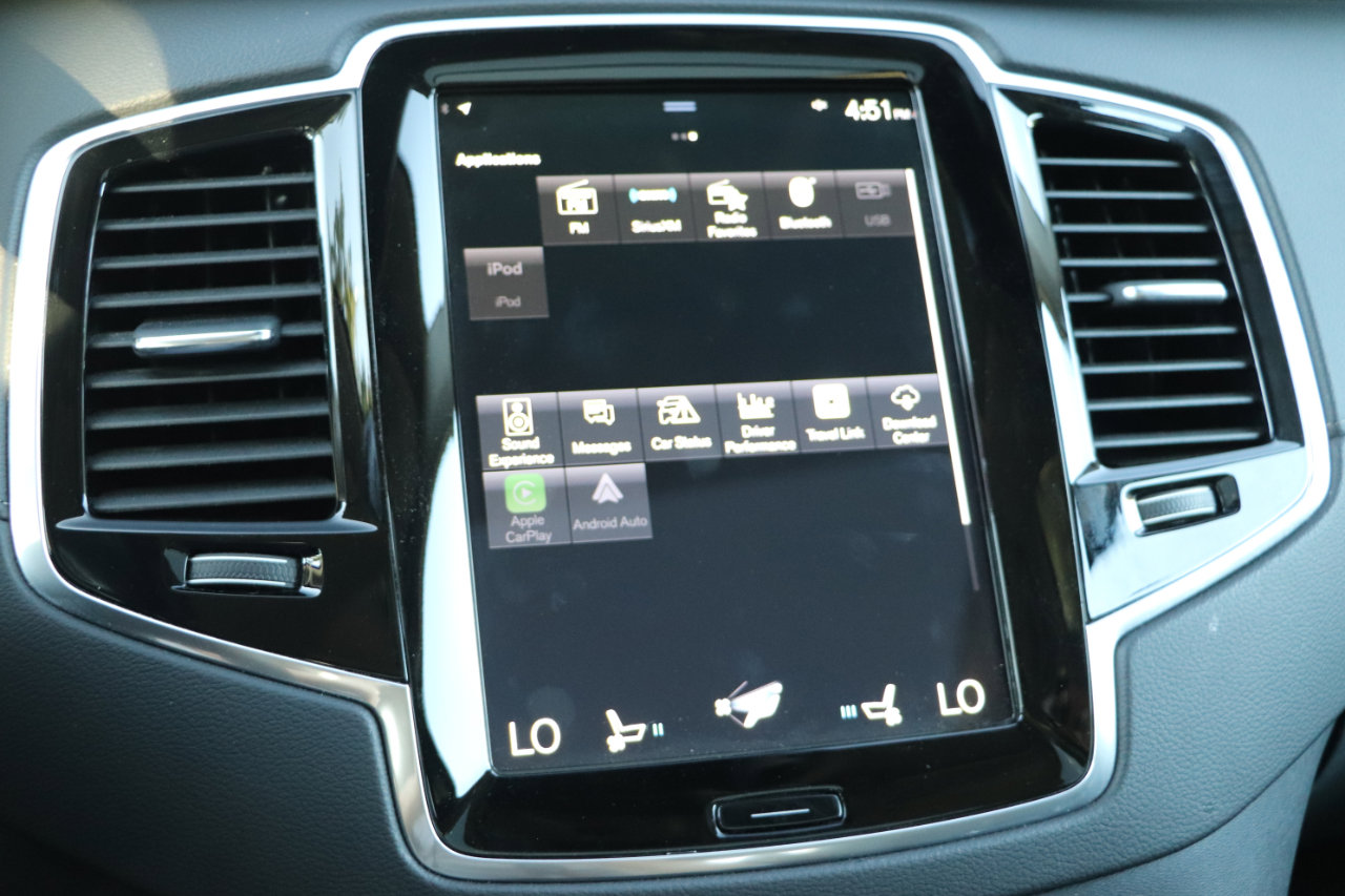 Used 2022 Volvo XC90 T6 Inscription w/ Advanced Package image 17