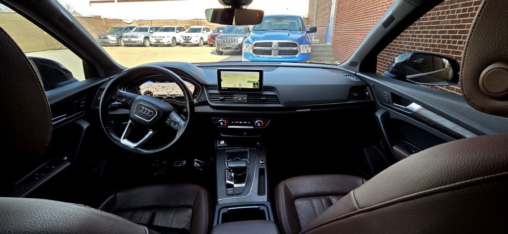 Used 2018 Audi Q5 2.0T Premium Plus w/ Premium Plus Package image 13