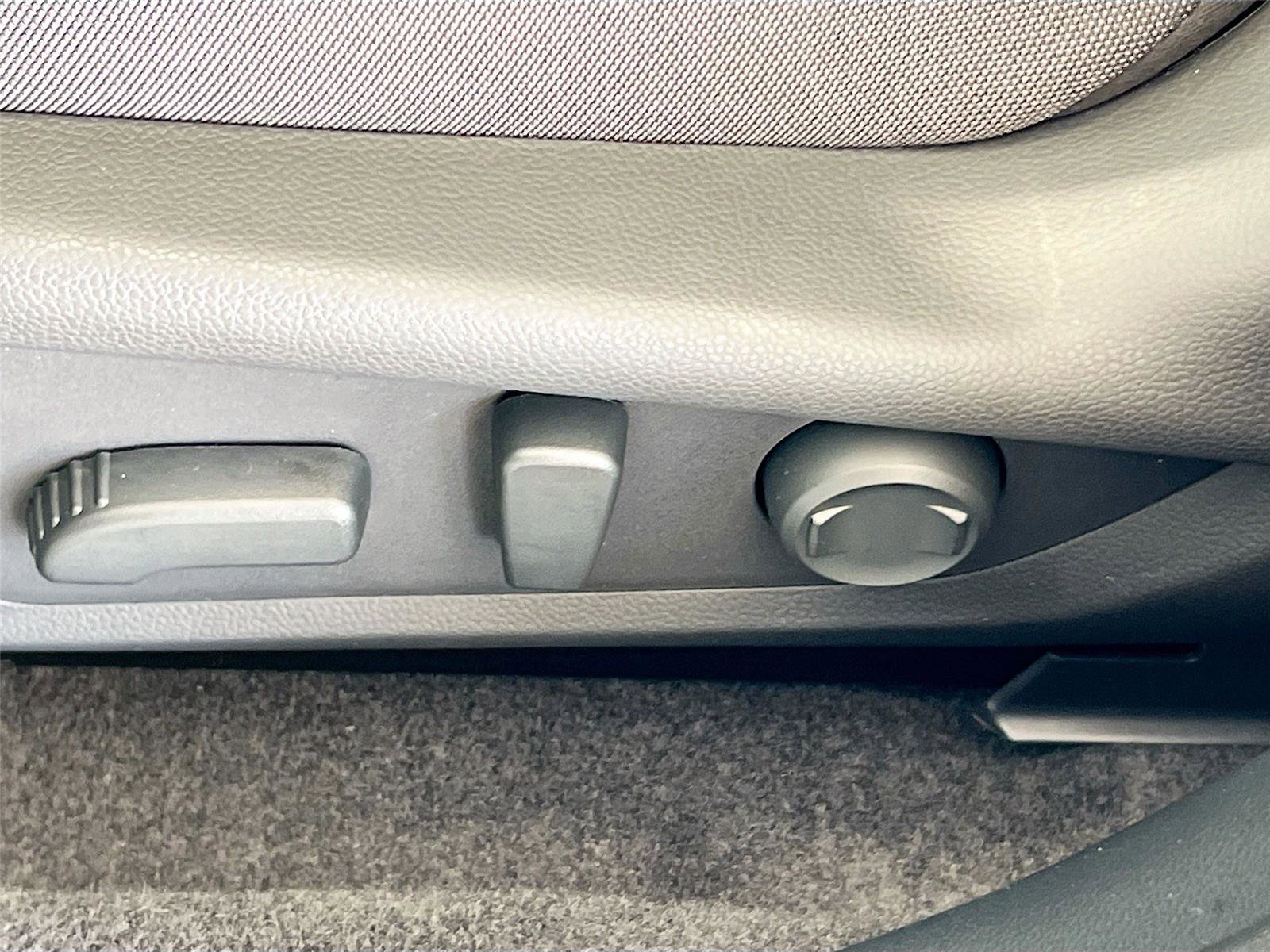 New 2026 Subaru Crosstrek 2.0i Premium image 21