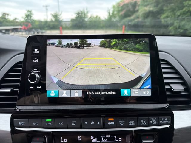 New 2026 Honda Odyssey Touring image 44
