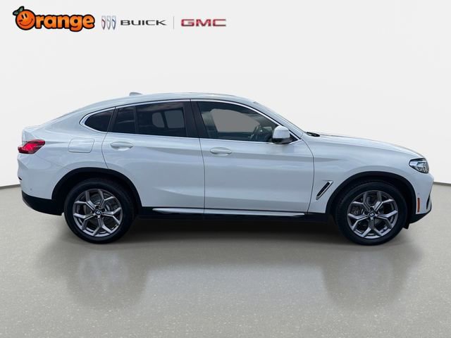 Used 2023 BMW X4 xDrive30i w/ Parking Assistance Package image 2