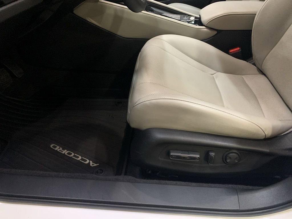 Used 2025 Honda Accord Touring image 10