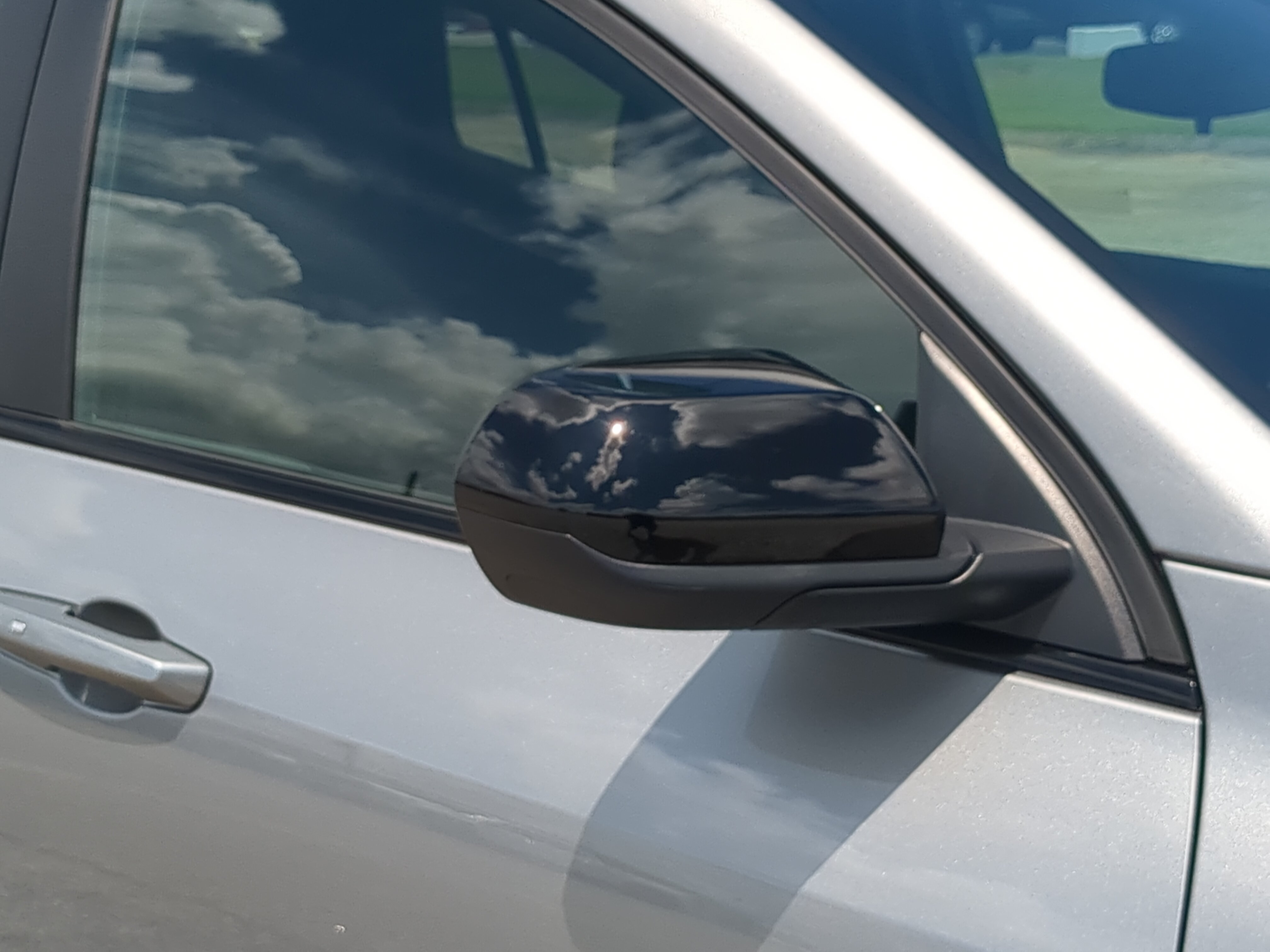 Used 2026 Chevrolet Equinox RS FWD image 10