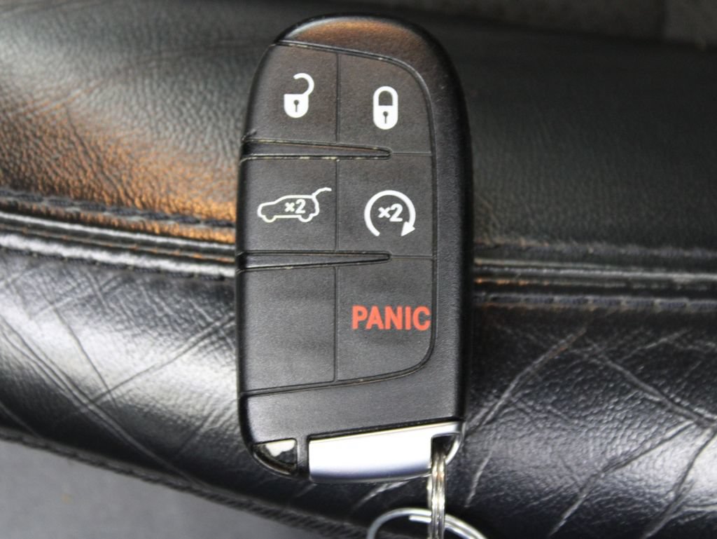 Used 2021 Jeep Grand Cherokee Altitude AWD/4WD image 62