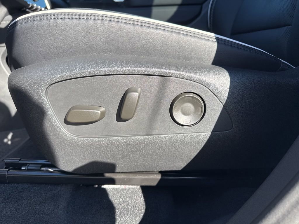 New 2026 GMC Acadia Denali w/ Super Cruise Package image 11