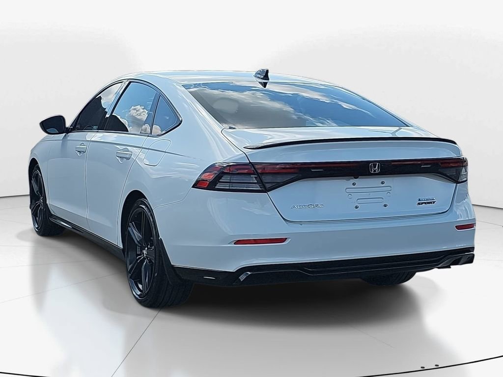 Used 2023 Honda Accord Sport image 7